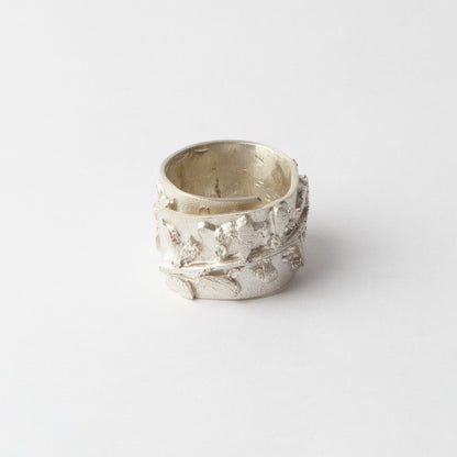 Cast wrap rings