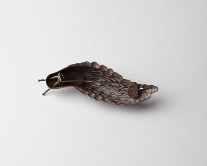 'Slug' brooch