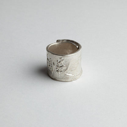 Cast wrap rings