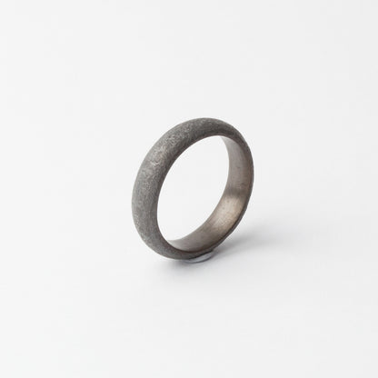 Titanium band