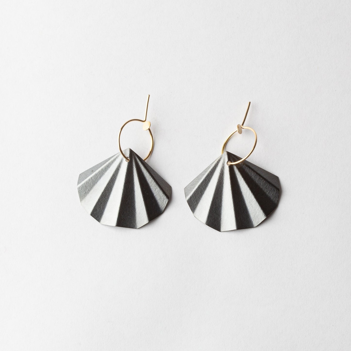 Shell earrings 1