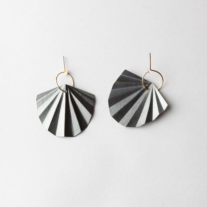 Shell earrings 3