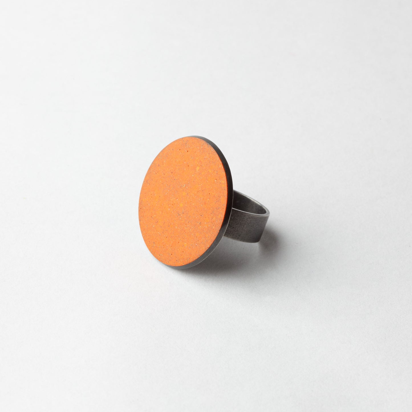 Enamel ring (orange, med)