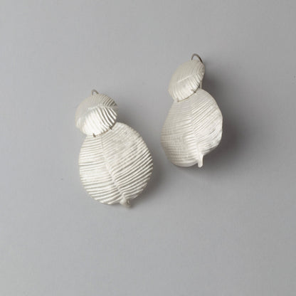 Double leaf hook earrings