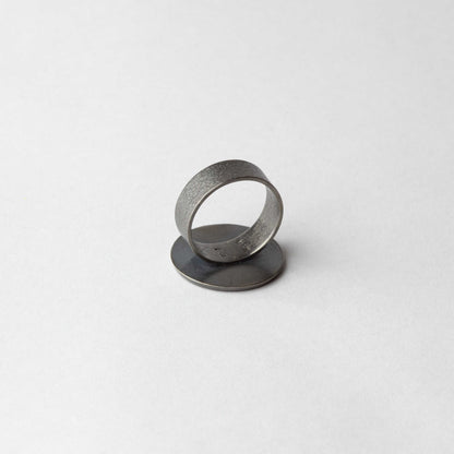 Enamel ring (black, small)