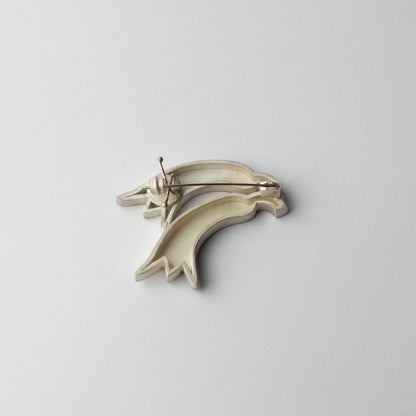 'Two Corea' brooch