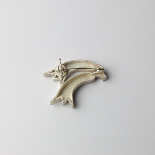'Two Corea' brooch