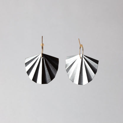 Shell earrings 3