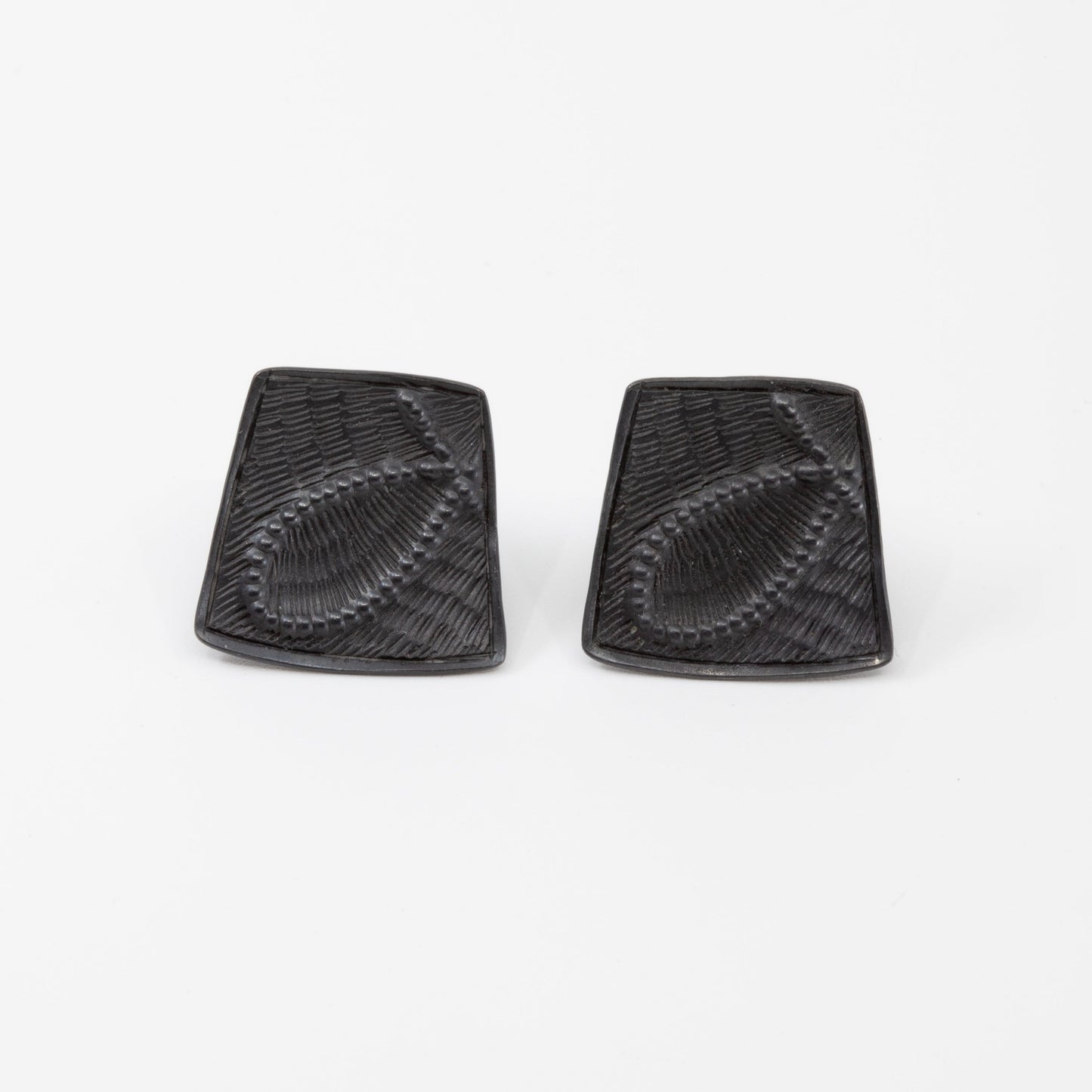'Fragment' studs - black