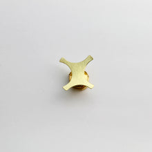 'Golden confetti' brooch