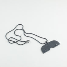 'Arch' pendant