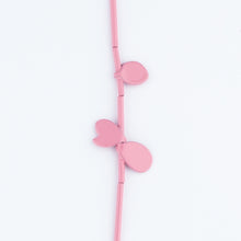 'Leaf' necklace - pink
