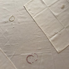 Tablecloth and napkins