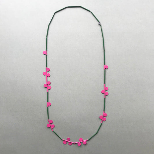 'Lilly Pilly' necklace