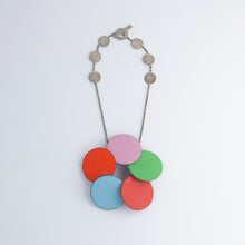 Pendant, 2009