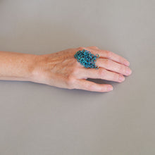 'Linked' ring