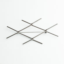 'Gate' brooch