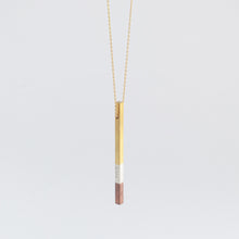 'Percentage: 18k gold' pendant