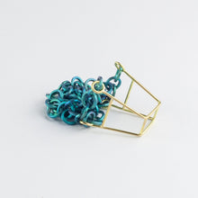'Linked' ring