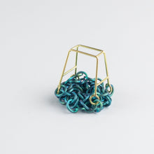 'Linked' ring