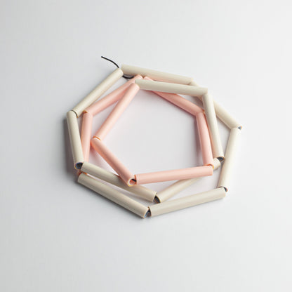 'Straws' necklace - pink/beige