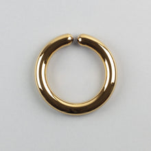 'Vesuv' bangle - gold