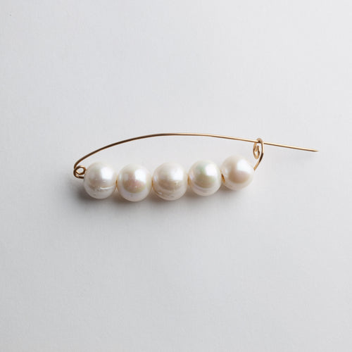 Pearl brooch