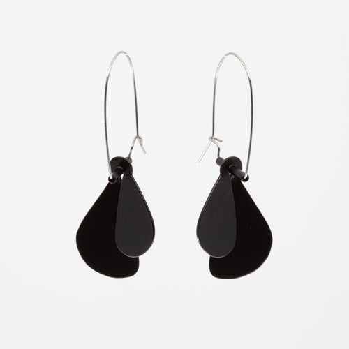 'Leaf' earrings (L) - black