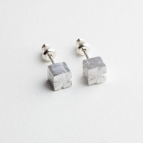 'Spark' small cube stud earrings