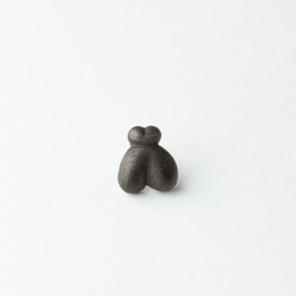 'Fly' pin