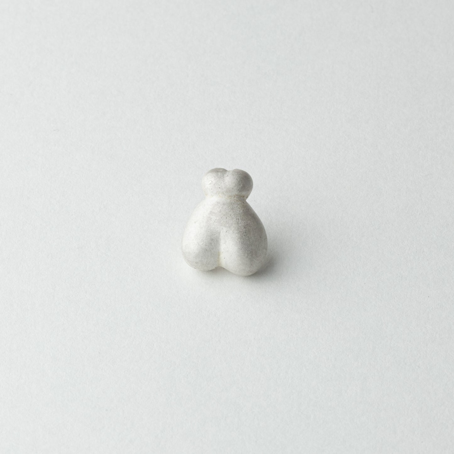 'Fly' pin