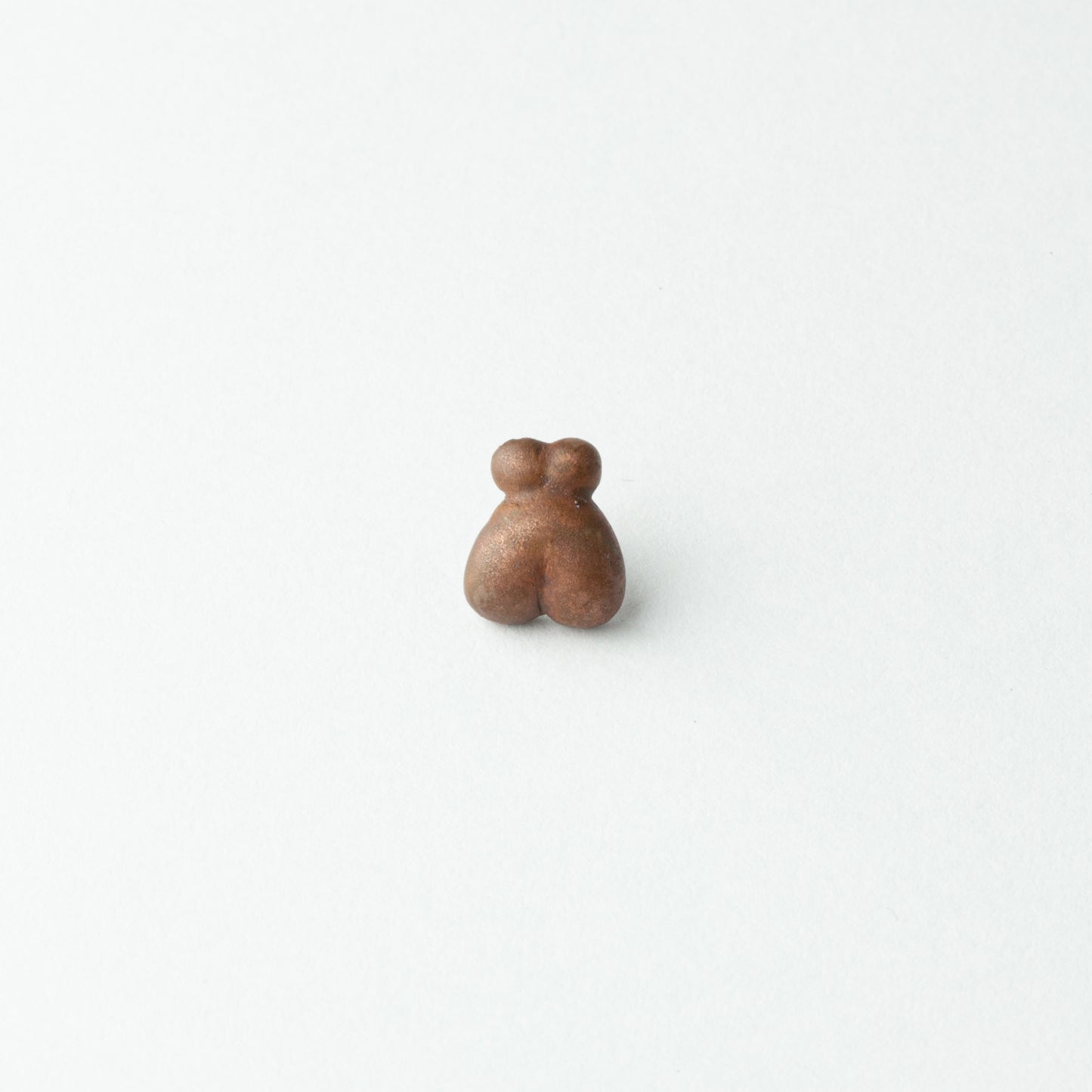 'Fly' pin