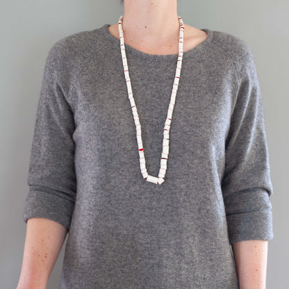 'Reverse’ necklace