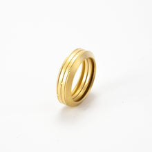 'Orbit II' ring - gold