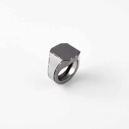 'Sign.et Antique' ring - dark grey