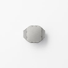 'Sign.et Antique' ring