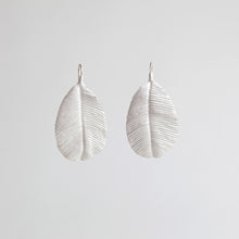 Single leaf hook earrings