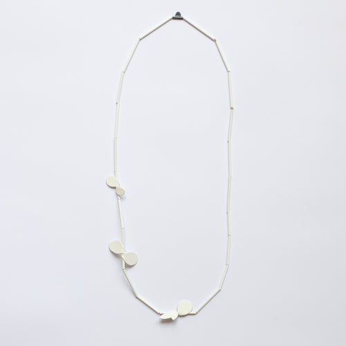 'Leaf' necklace - white