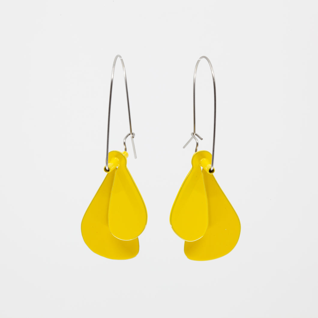 'Leaf' earrings (L) - yellow